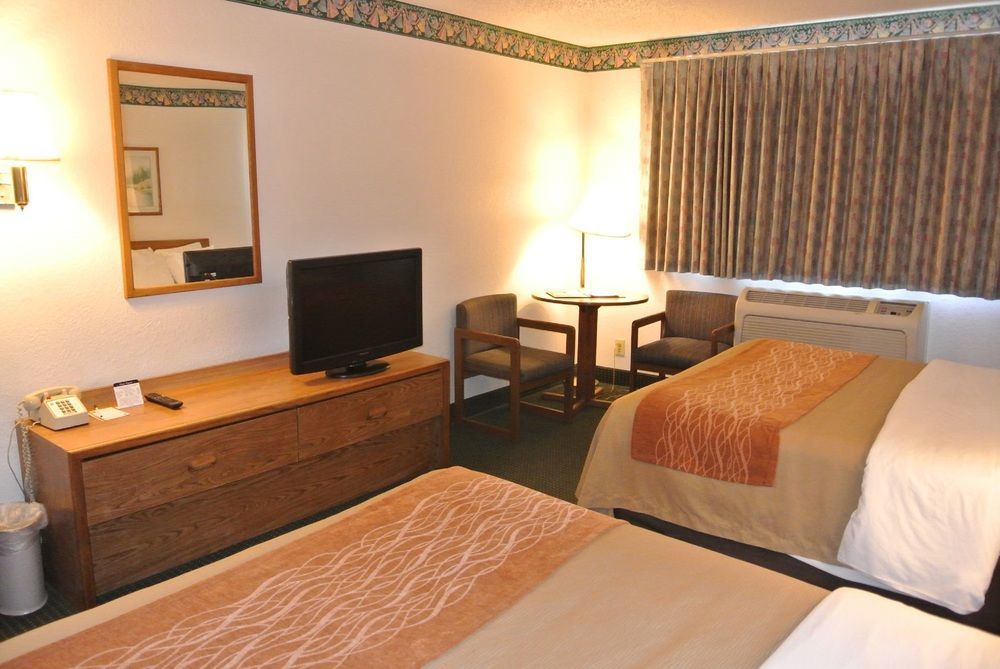 Quality Inn Ozark-Springfield South Kültér fotó