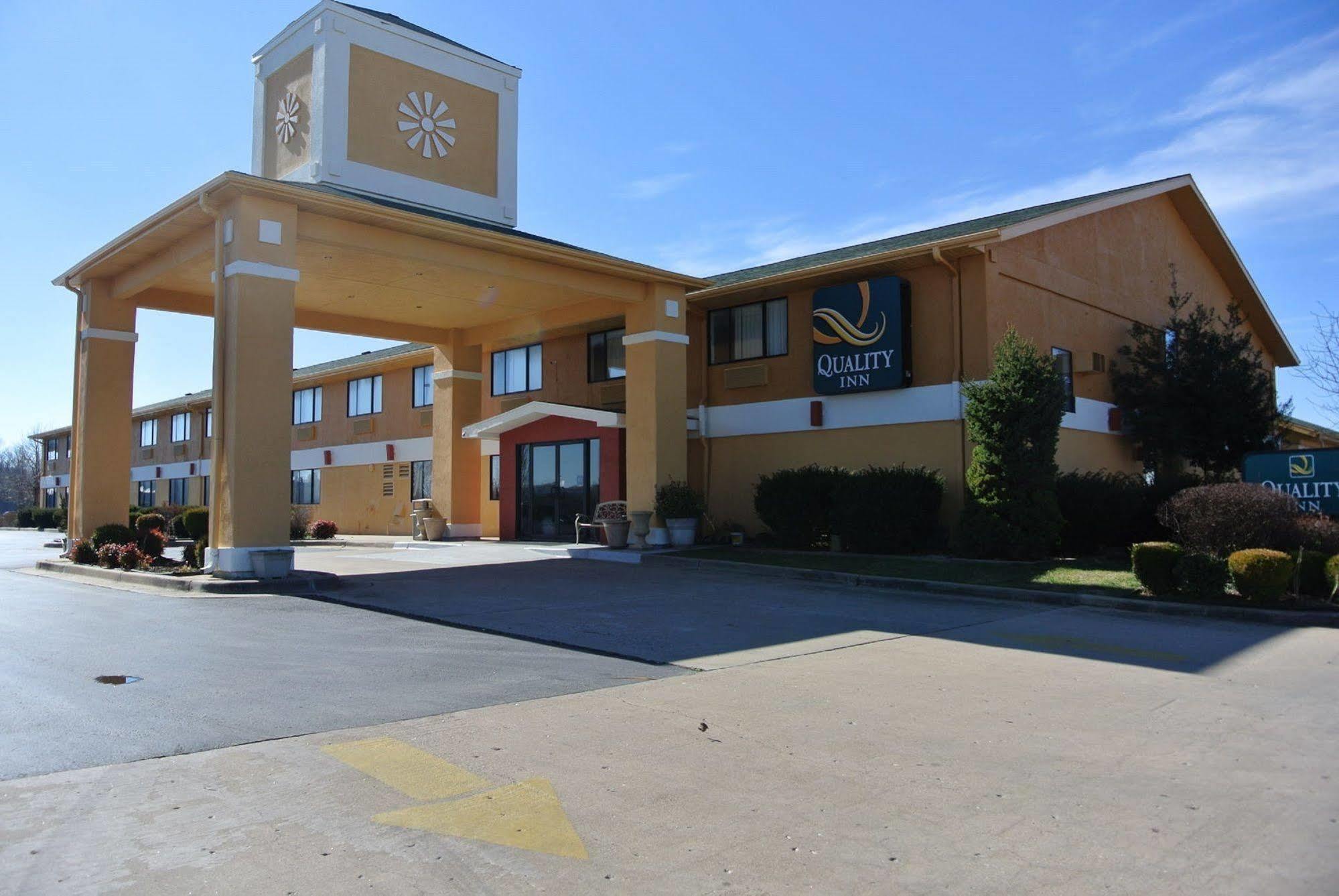 Quality Inn Ozark-Springfield South Kültér fotó